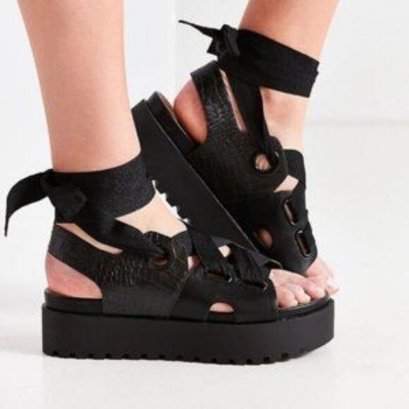 Urban Outfitters Ribbon Lace-Up Platform Sandal size 6 - Picture 1 of 10